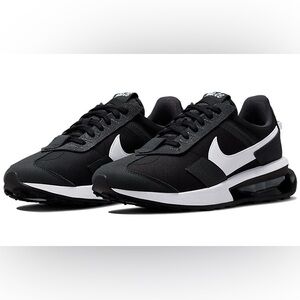 Nike Air Max pre-day Black and White Athletic Shoes